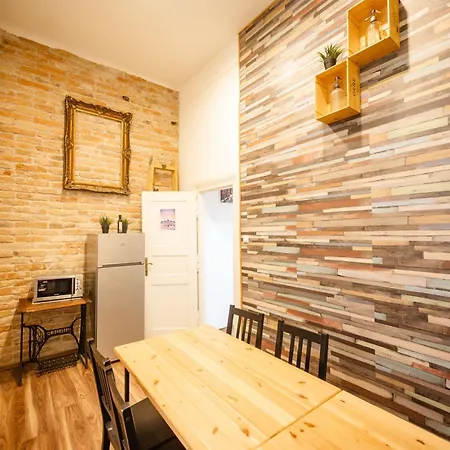 Apartament Very Apartment- 2 Bedrooms And 2 Bathrooms Budapesta