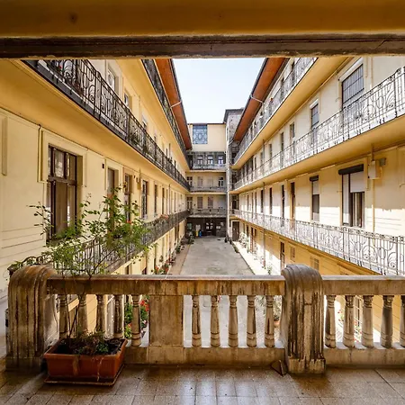 Apartament Very Apartment- 2 Bedrooms And 2 Bathrooms Budapesta