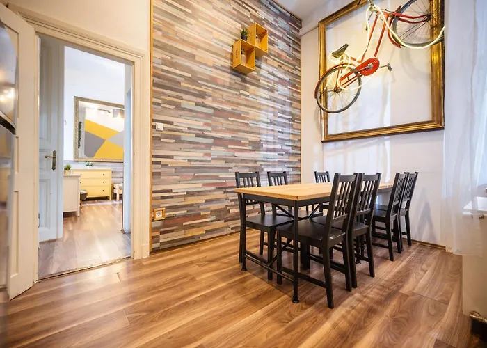 Very Apartment- 2 Bedrooms And 2 Bathrooms Budapest