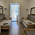 Very Apartment- 2 Bedrooms And 2 Bathrooms * Budapest
