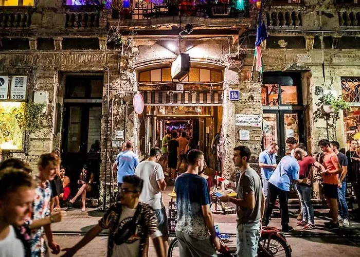 Very Apartment- 2 Bedrooms And 2 Bathrooms