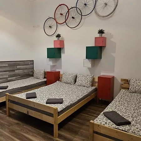 Very Apartment- 2 Bedrooms And 2 Bathrooms * 布达佩斯