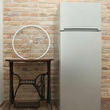 Apartman Very Apartment- 2 Bedrooms And 2 Bathrooms