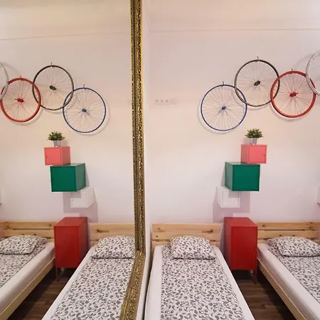 Very Apartment- 2 Bedrooms And 2 Bathrooms Budapest