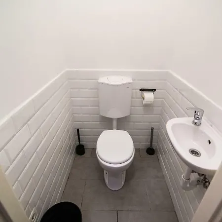 Very Apartment- 2 Bedrooms And 2 Bathrooms Apartman Budapest