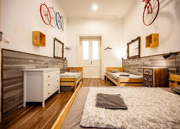 Very Apartment- 2 Bedrooms And 2 Bathrooms *