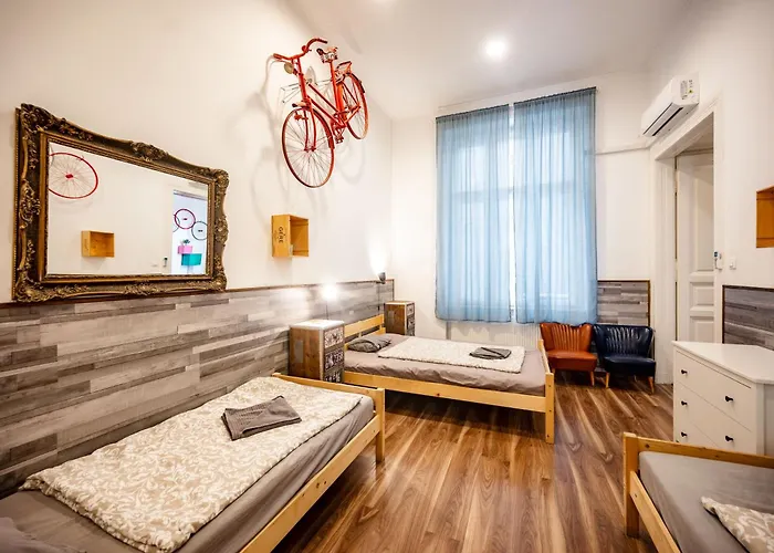 Very Apartment- 2 Bedrooms And 2 Bathrooms *