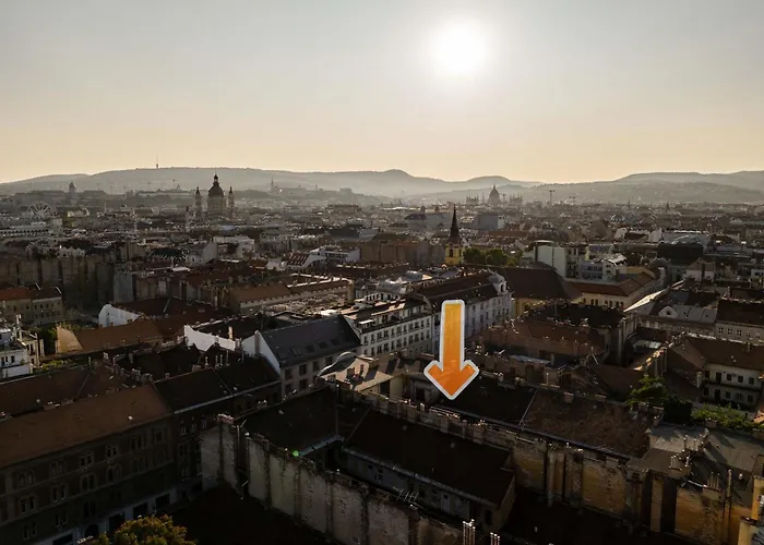 Very Apartment- 2 Bedrooms And 2 Bathrooms * Budapest