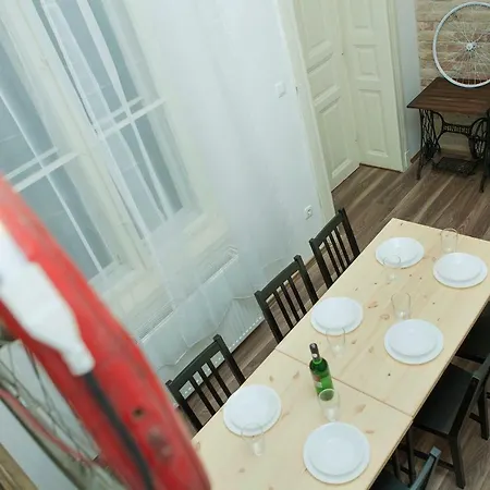 Very Apartment- 2 Bedrooms And 2 Bathrooms شقة *