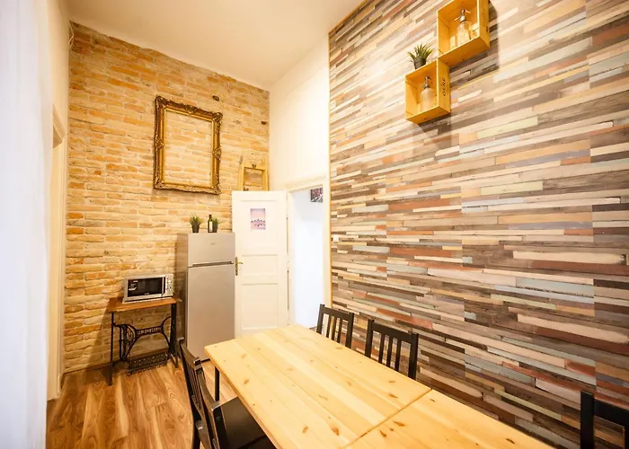 Lejlighed Very Apartment- 2 Bedrooms And 2 Bathrooms Budapest
