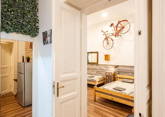 Very Apartment- 2 Bedrooms And 2 Bathrooms Lejlighed